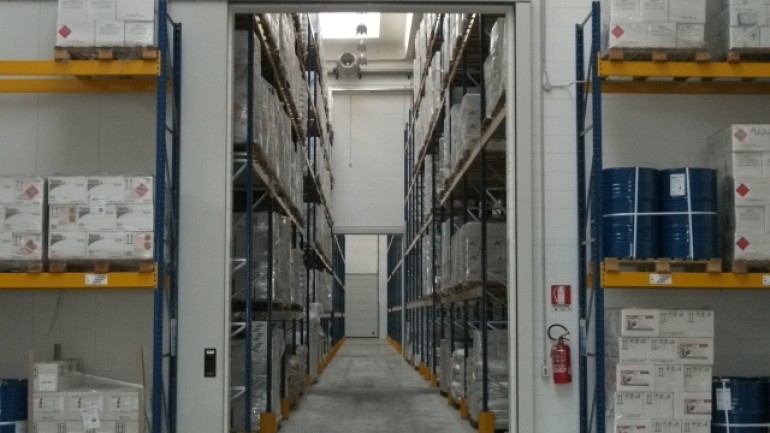 Arco Logistica: rietichettatura fitosanitari