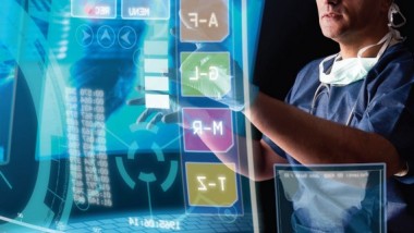 Curare attraverso i dati grazie a Hitachi Clinical Repository