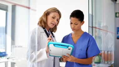 Getac: nuovo tablet rugged RX10H per l'assistenza sanitaria